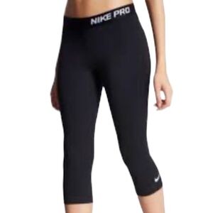 Nike pro cropped black smooth cropped  leggings Sz M